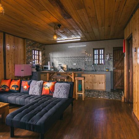 Apartamento The Wonky House Timau Exterior foto