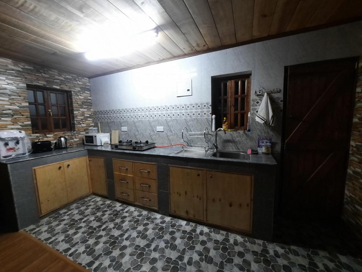 Apartamento The Wonky House Timau Exterior foto